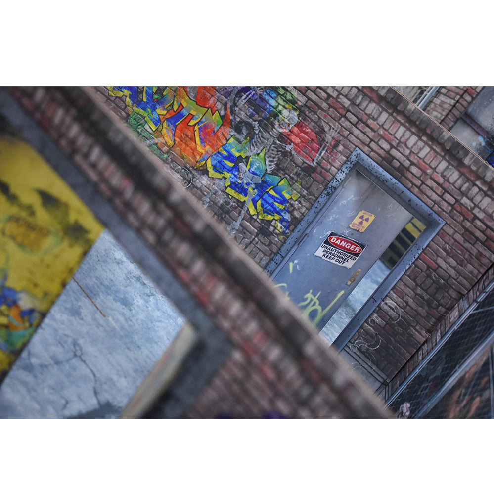 Deranged Alley 2.0 Pop-Up Diorama 1/12