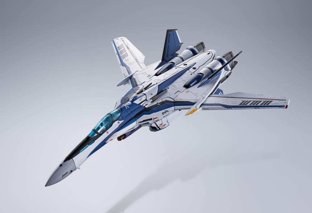 DX Chogokin - VF-25 Messiah Valkyrie Worldwide Anniv.