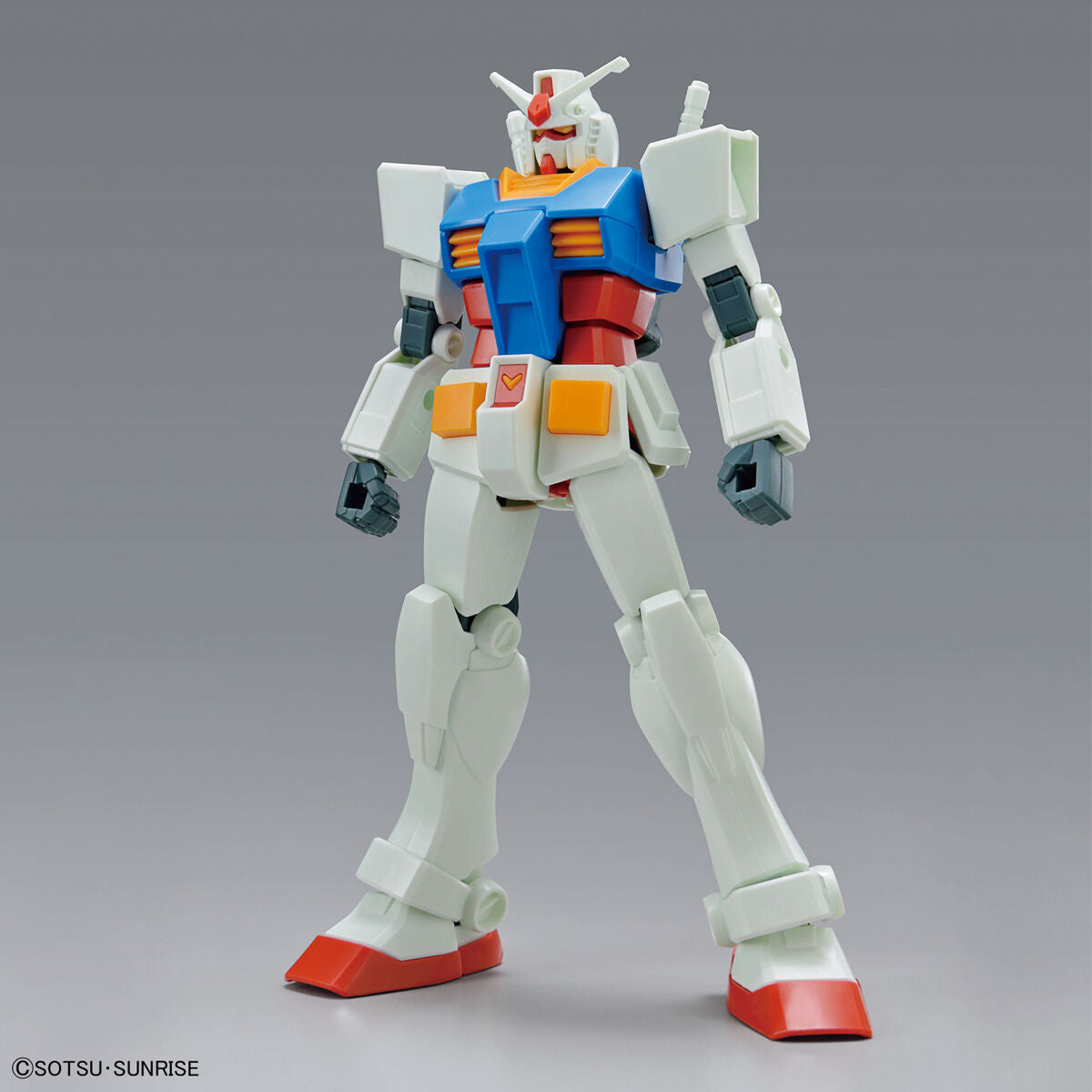 Entry Grade - RX-78-2 Gundam (Full Weapon Set)
