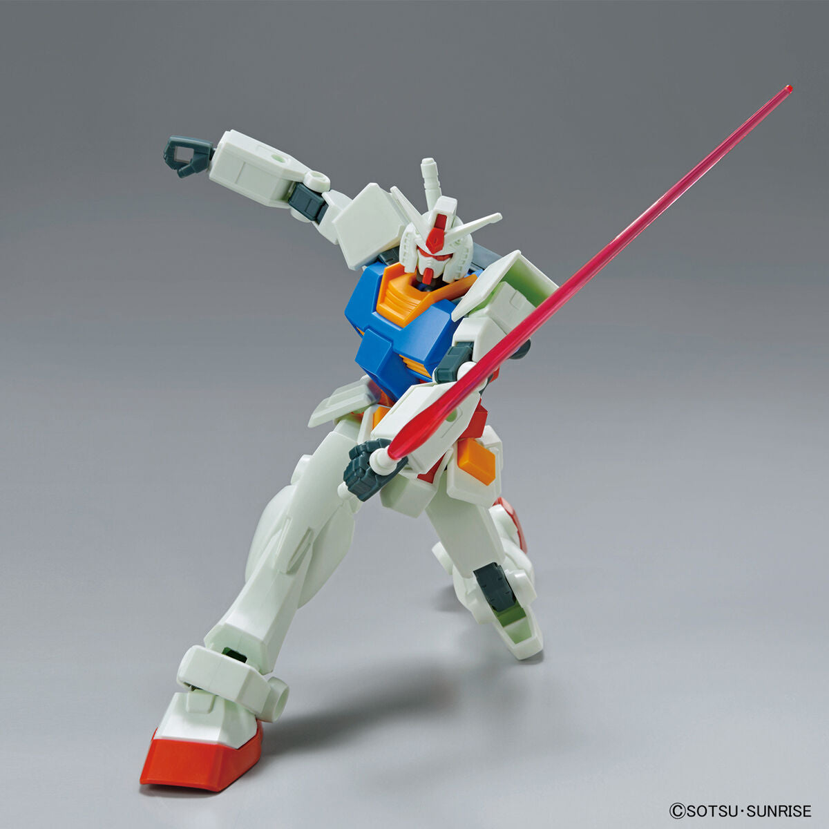 Entry Grade - RX-78-2 Gundam (Full Weapon Set)