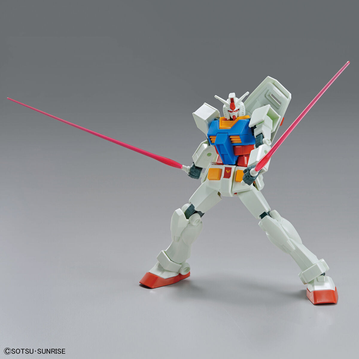 Entry Grade - RX-78-2 Gundam (Full Weapon Set)