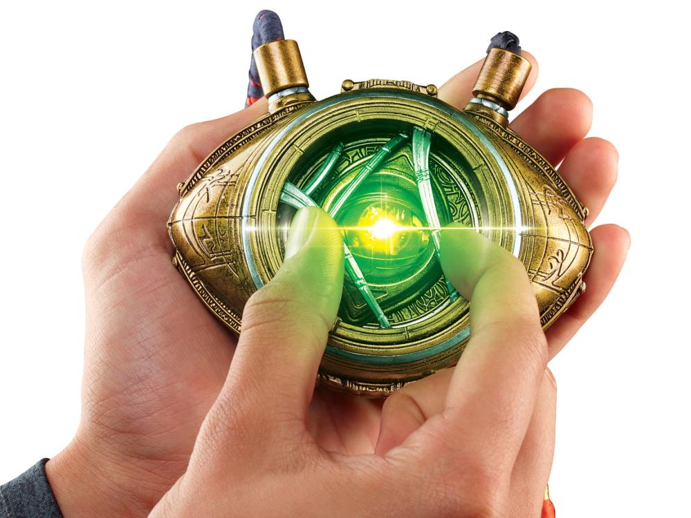 Marvel Legends - Eye of Agamotto Talisman