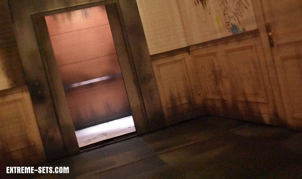 Elevator Hallway Pop-Up Diorama 1/12