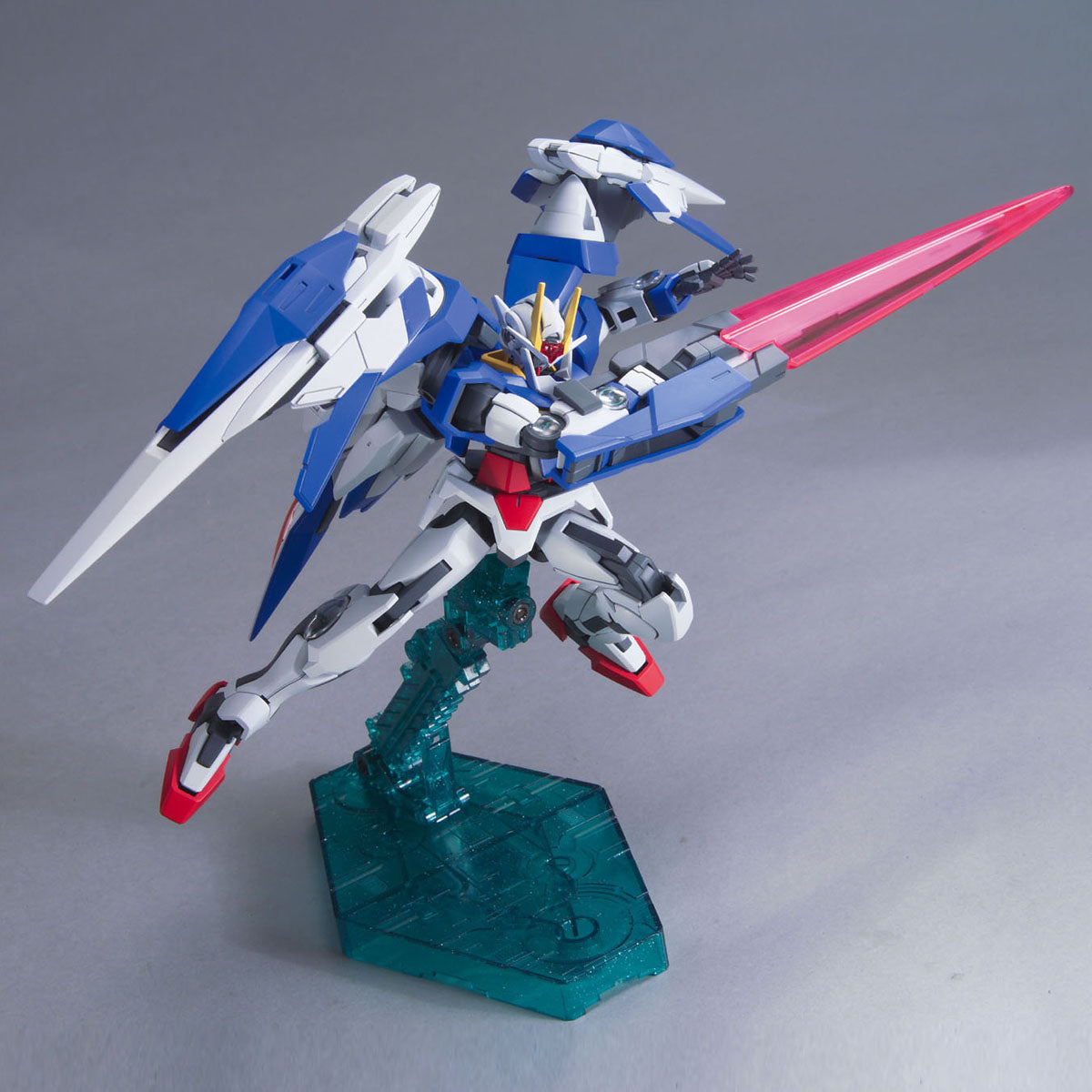 HG00 - GN-0000+GNA-010 OO Raiser + GN Sword III