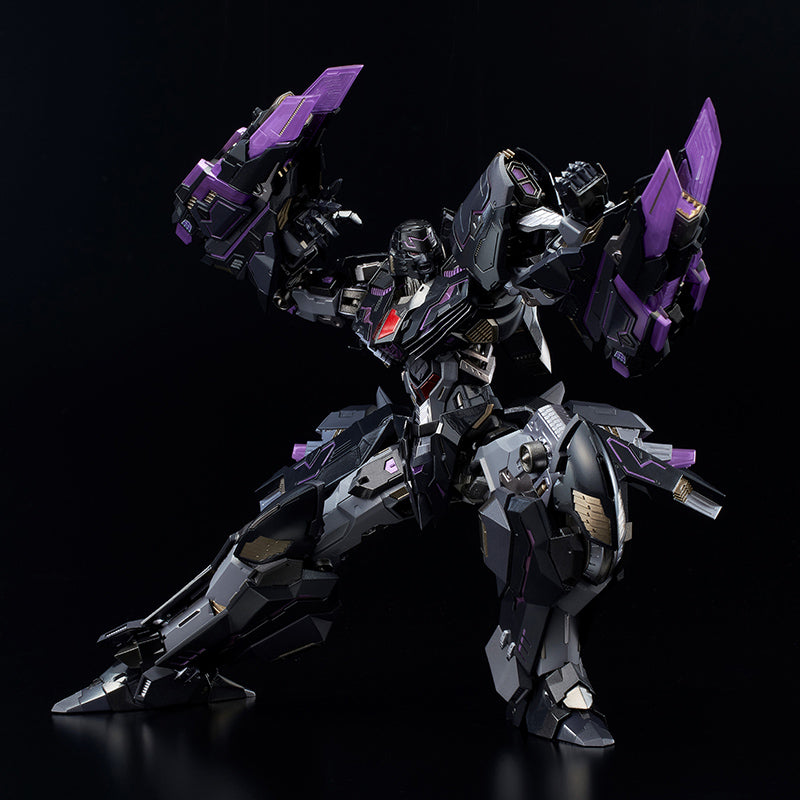 Kuro Kara Kuri - Megatron