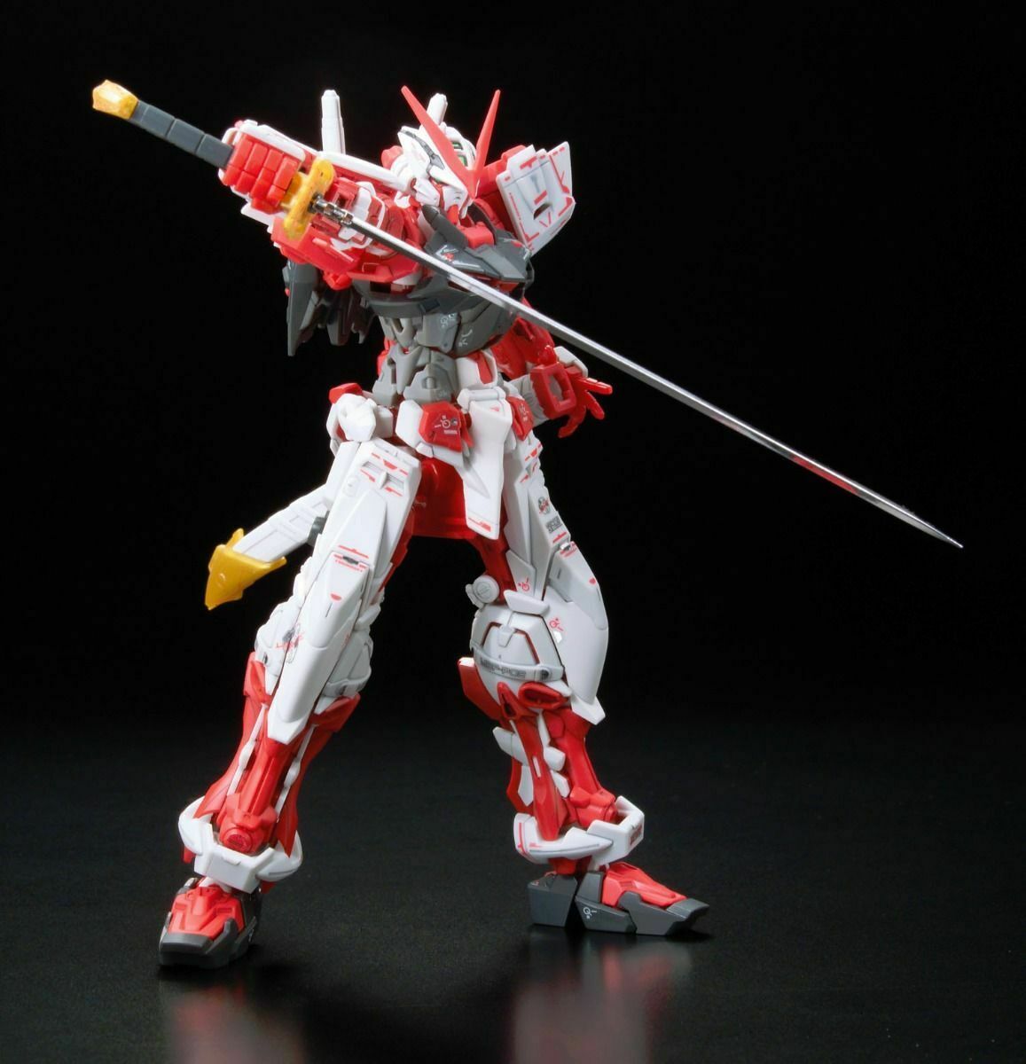 RG - MBF-P02 Gundam Astray Red Frame