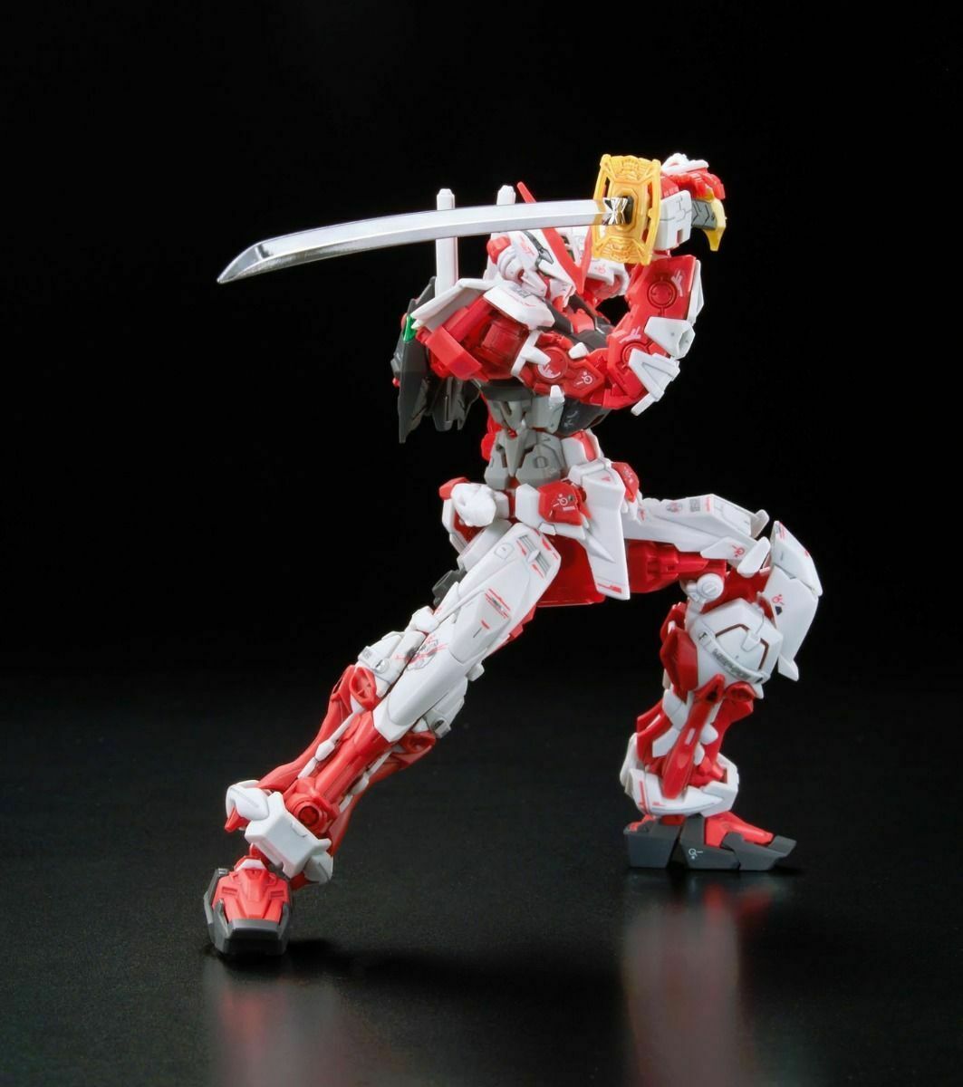 RG - MBF-P02 Gundam Astray Red Frame