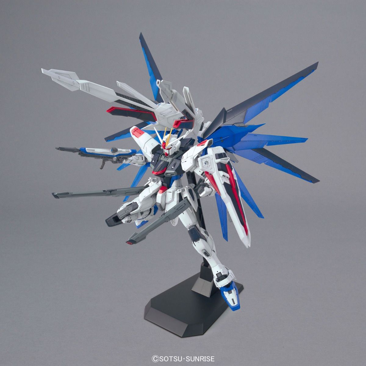 MG - ZGMF-X10A Freedom Gundam Ver. 2.0