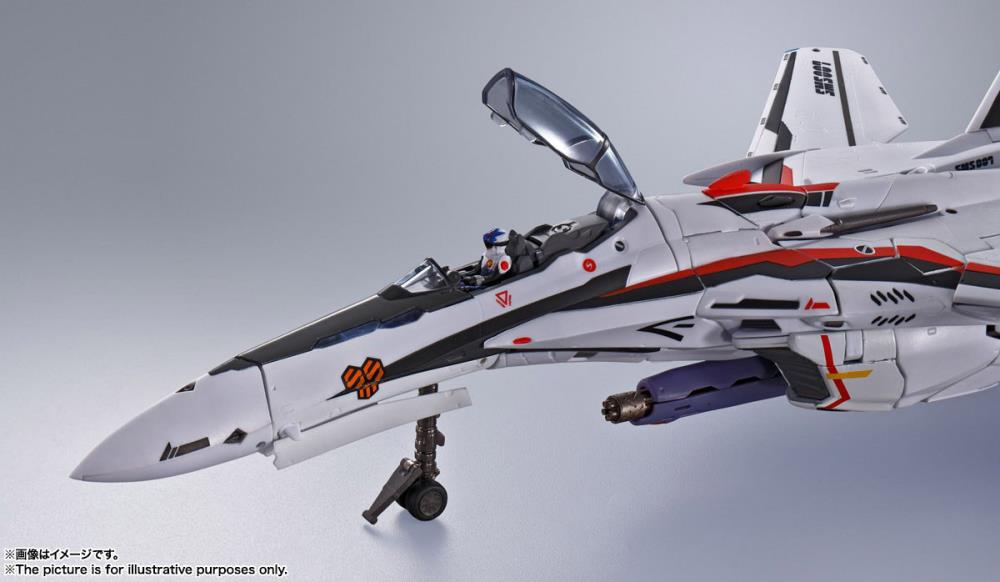 DX Chogokin - VF-25F Super Messiah Valkyrie [Alto Saotome Custom] Revival Ver.