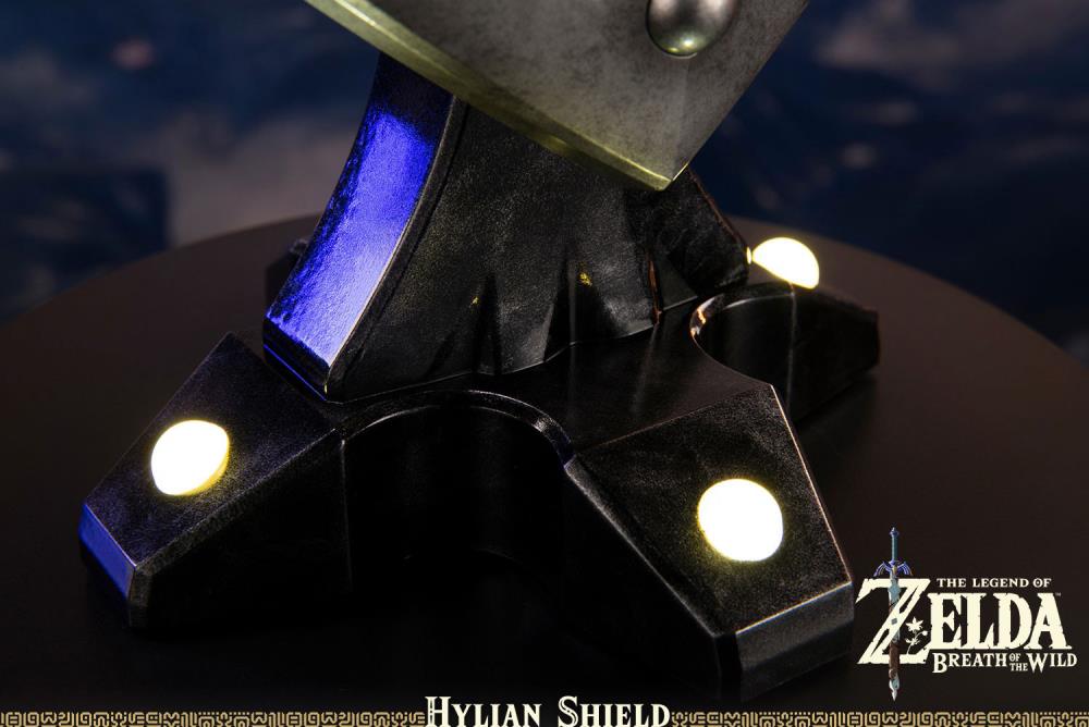 First 4 Figures - The Legend of Zelda: Breath of the Wild Hylian Shield Collector's Edition