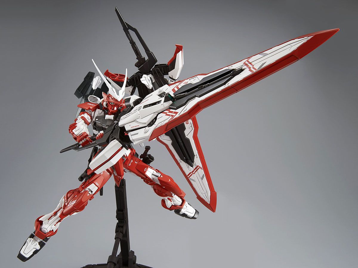 MG - MBF-02VV Gundam Astray Turn Red
